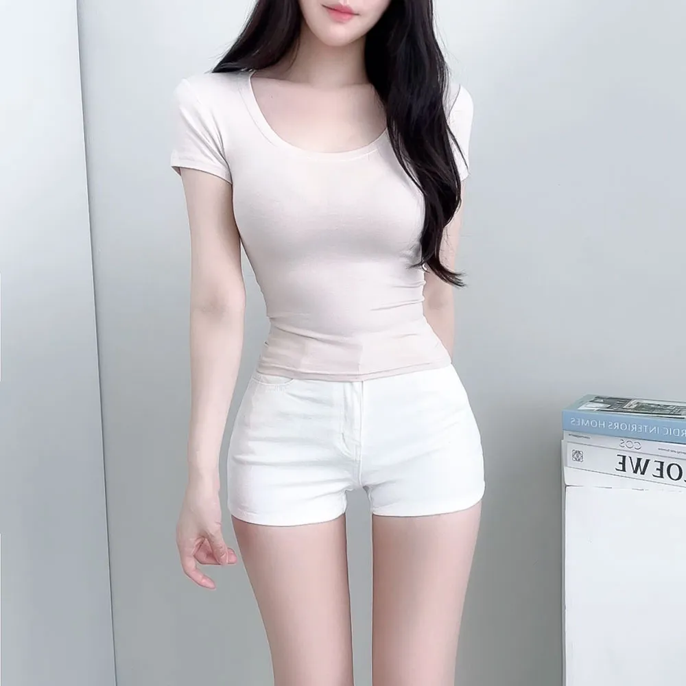 반팔 티셔츠 모델 착용 이미지-S1L125