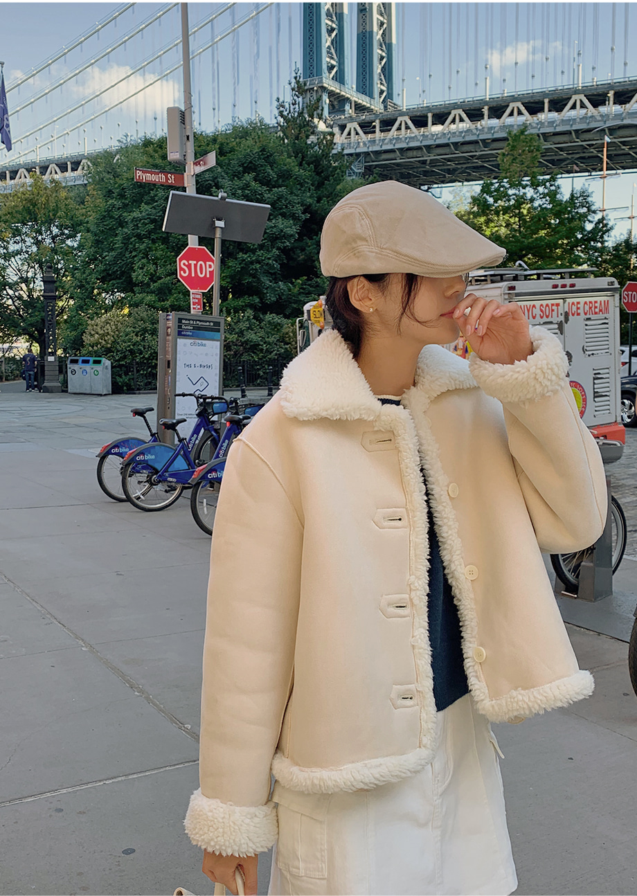 ⭐️美品⭐️ムートンジャケット カラーネックセミクロップドムートン風ジャケット | レディース