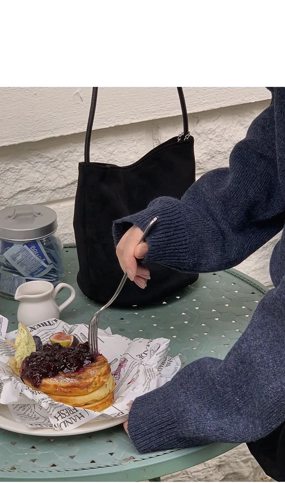 포근보카시 루즈핏 울 니트티