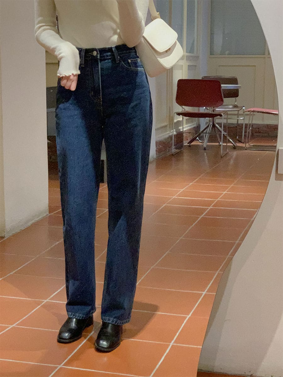 ベーシックストレートデニムパンツ | レディースファッション ベーシックストレートデニムパンツ | レディースファッション