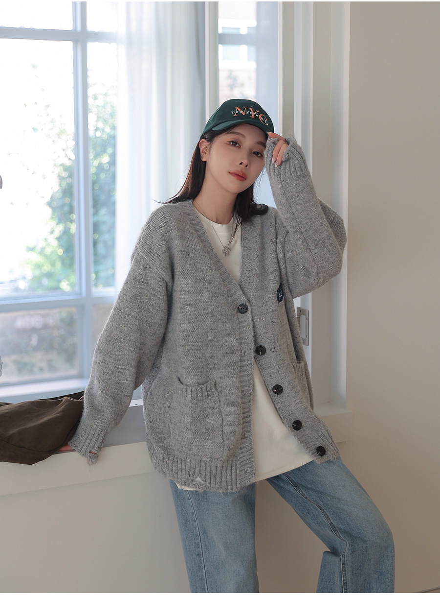 バックマルチ刺繍ルーズニットカーディガン | レディース