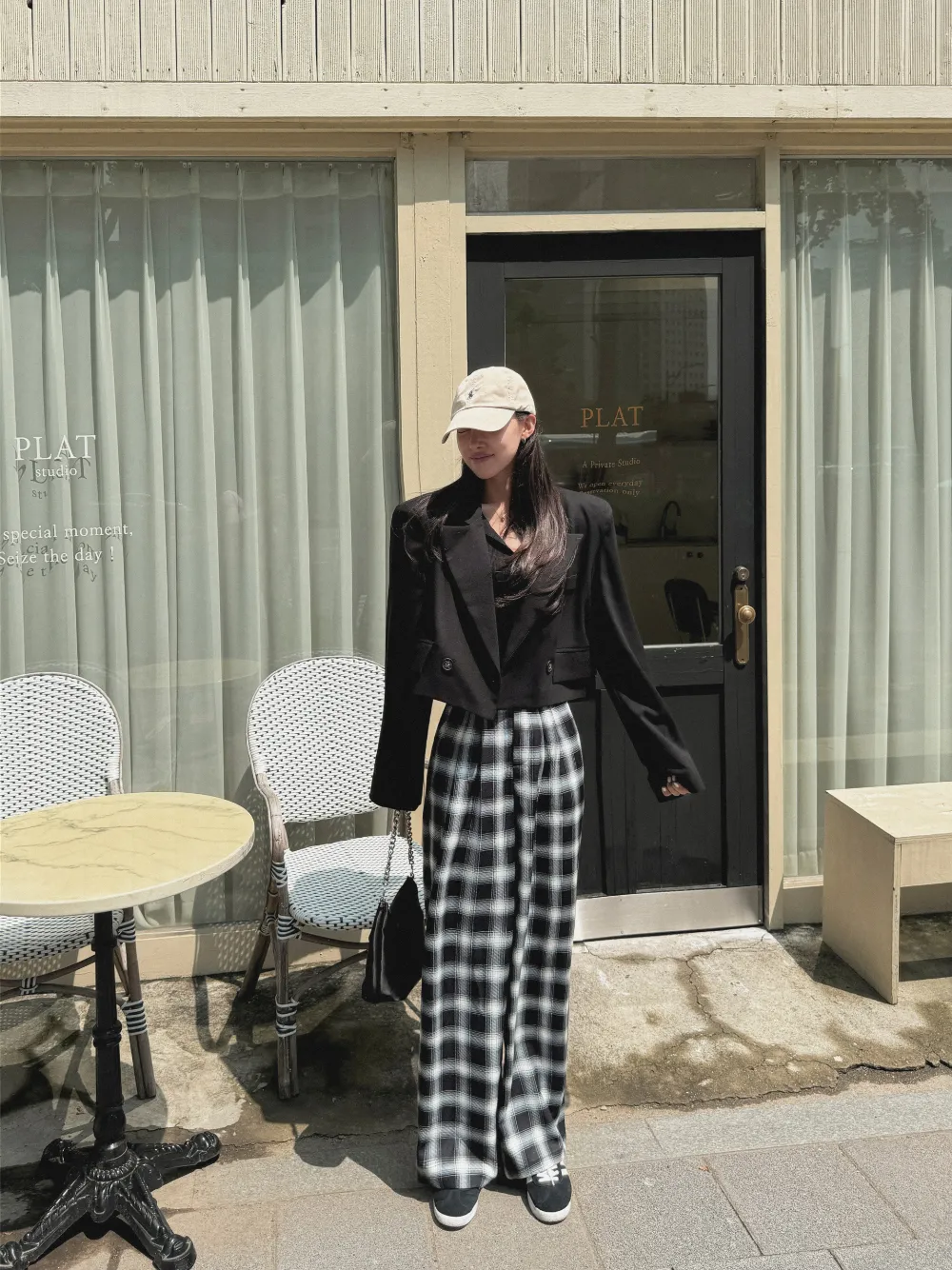 긴 드레스 모델 착용 이미지-S5L18