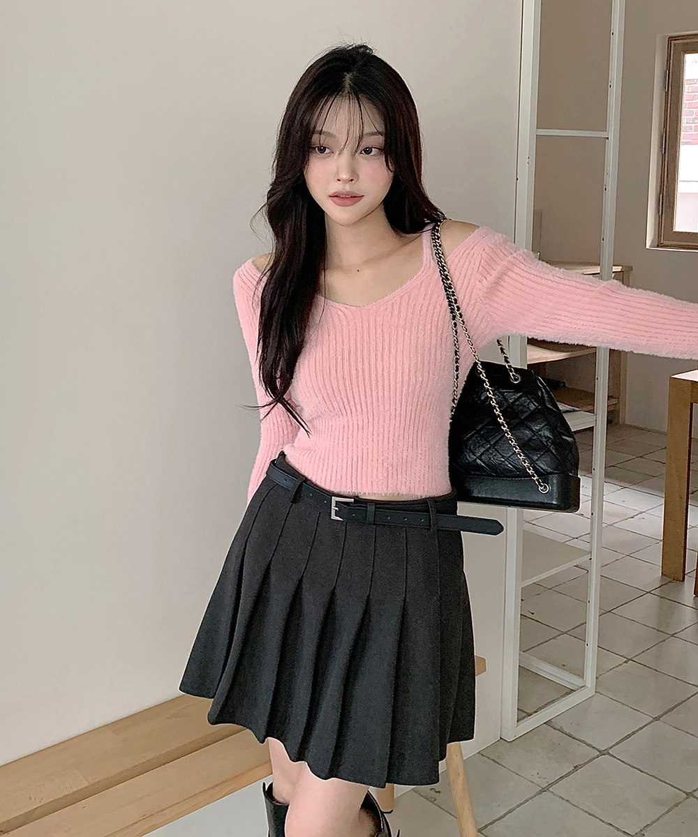 Vネックストラップオフショルフへアリーニット | レディース