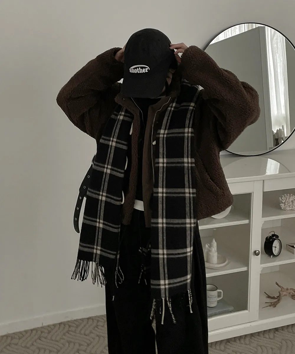 바지 모델 착용 이미지-S1L85