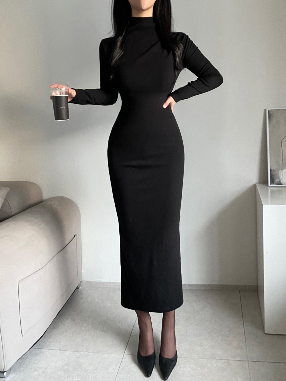 最終値下げDOLCELICHE ロングワンピース ブラック タグ付 起毛モックネックドレープロングワンピース | レディースファッション