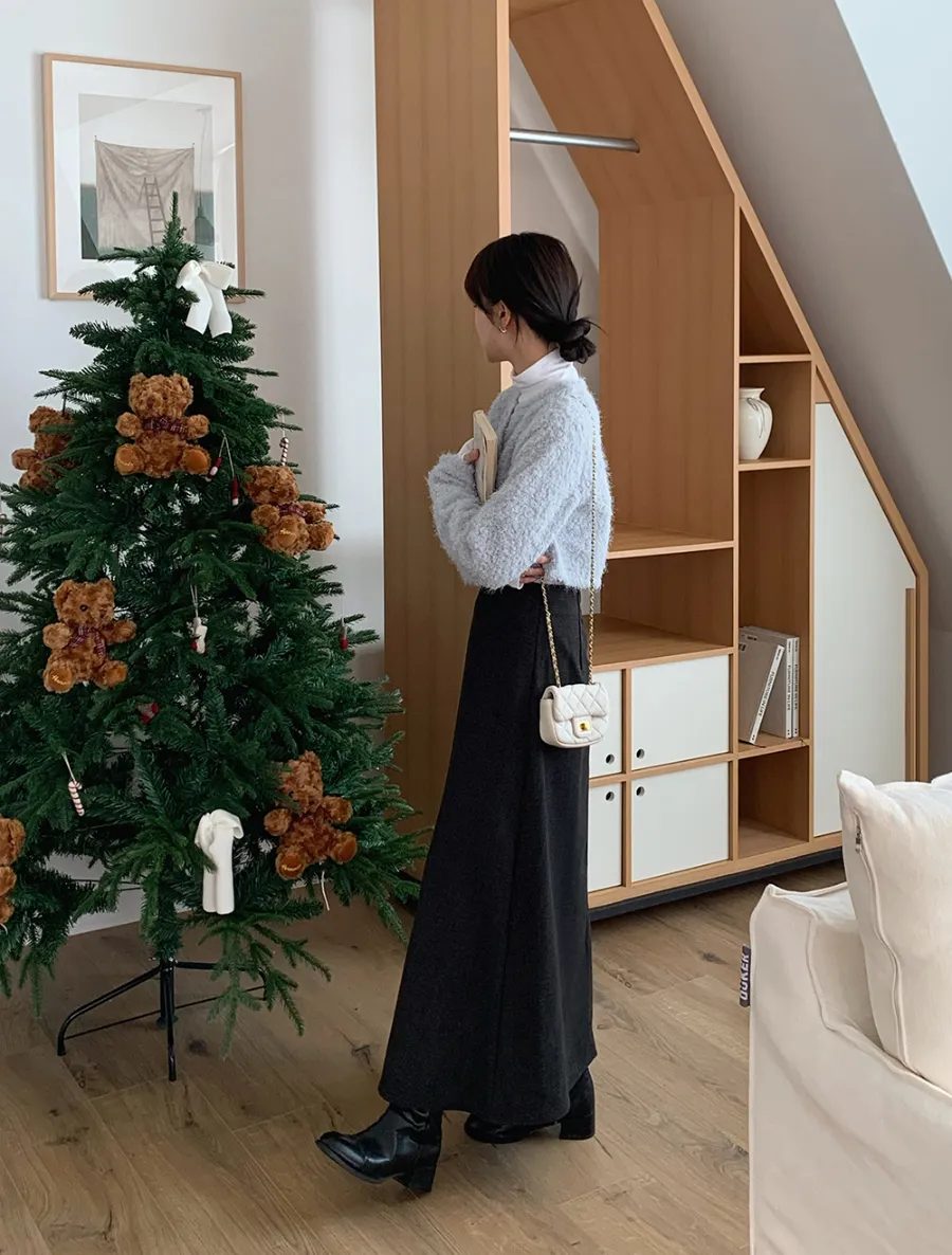 롱 스커트 모델 착용 이미지-S1L35