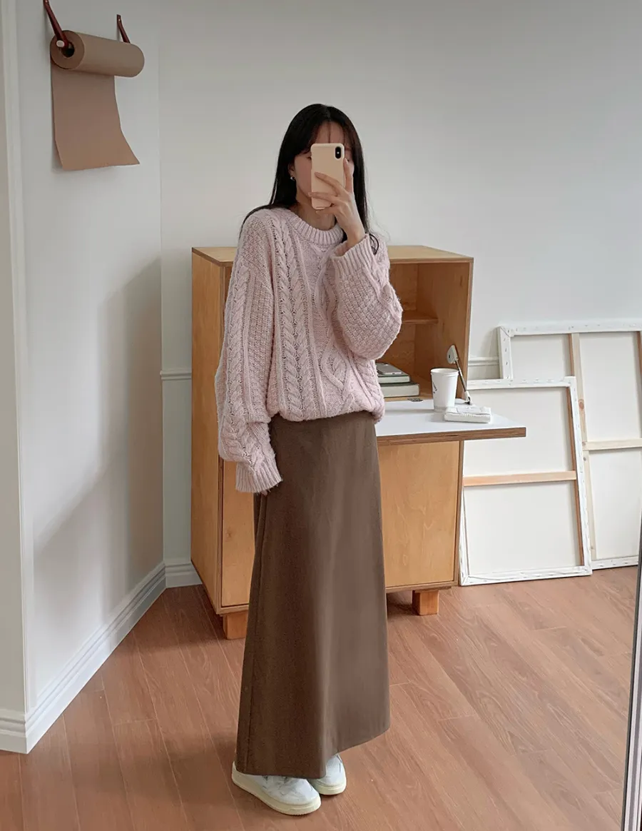 롱 스커트 모델 착용 이미지-S1L4