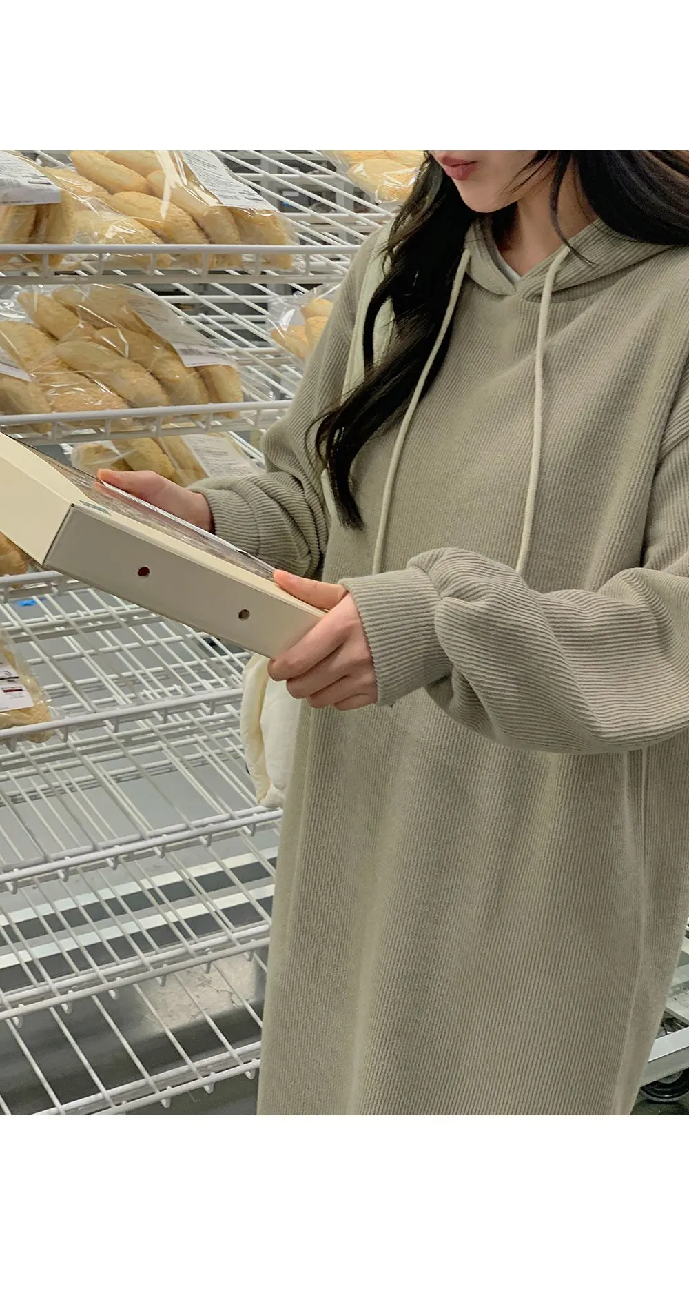 소피에 루즈핏 니트골지 후드롱원피스