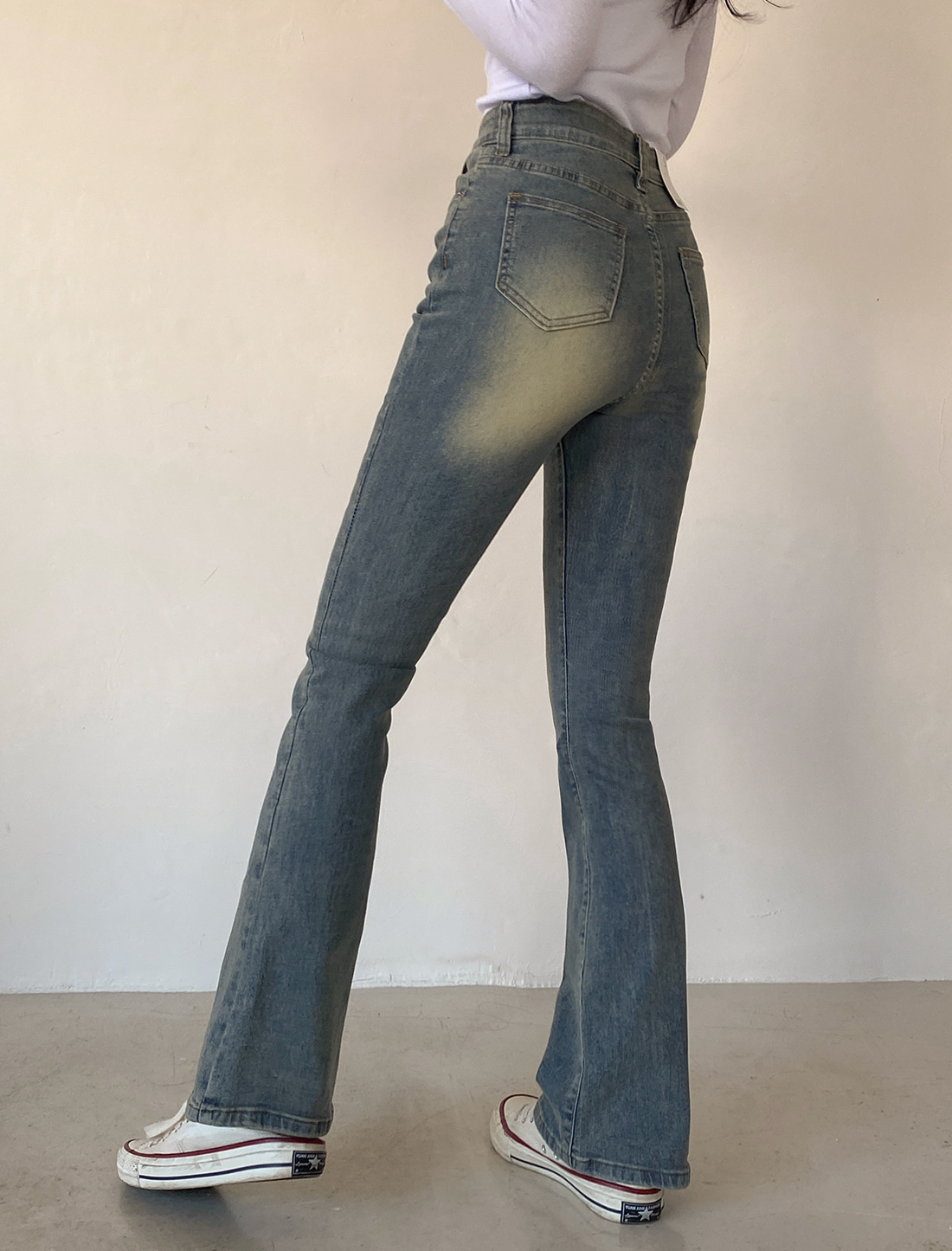 3TYPEシークレットゴムフレアデニムパンツ | レディースファッション
