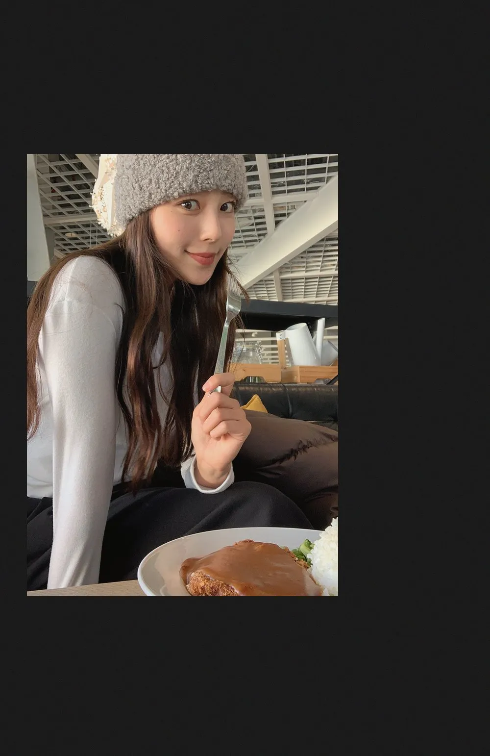 라잇큐 투핀턱 밴딩 와이드팬츠