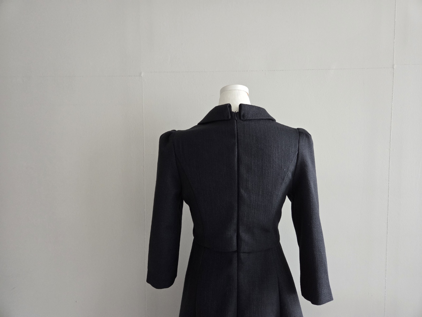 パール調ボタンカラー7分袖ツイードAラインワンピース | レディース