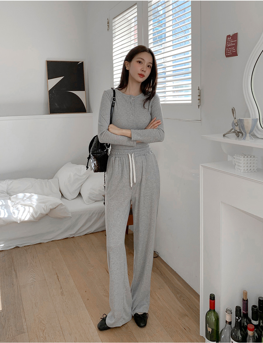 ヘンリーネックリブTシャツ&ストレートパンツSET | レディース