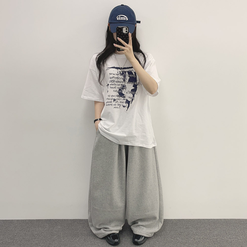 【タグ付き】 ドット柄 半袖Tシャツスリムフィット XL ホワイト モザイクレタリング半袖Tシャツ | レディースファッション通販 - DHOLIC