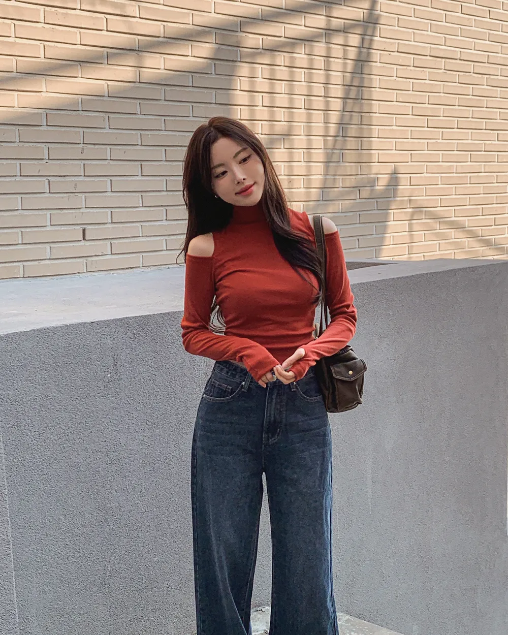 긴팔 티셔츠 모델 착용 이미지-S1L25