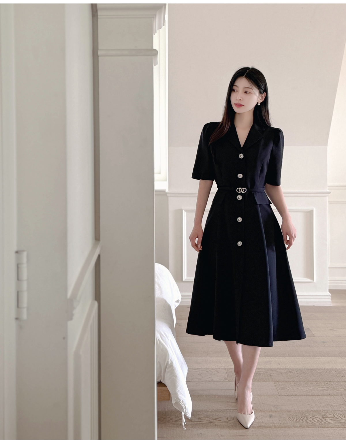 美品 レオナール ロングワンピース ベルト ロゴボタン ウール シルク M 黒 TOKYO BASIC ロングワンピース レディース 長袖 圧縮ウール100% クルー