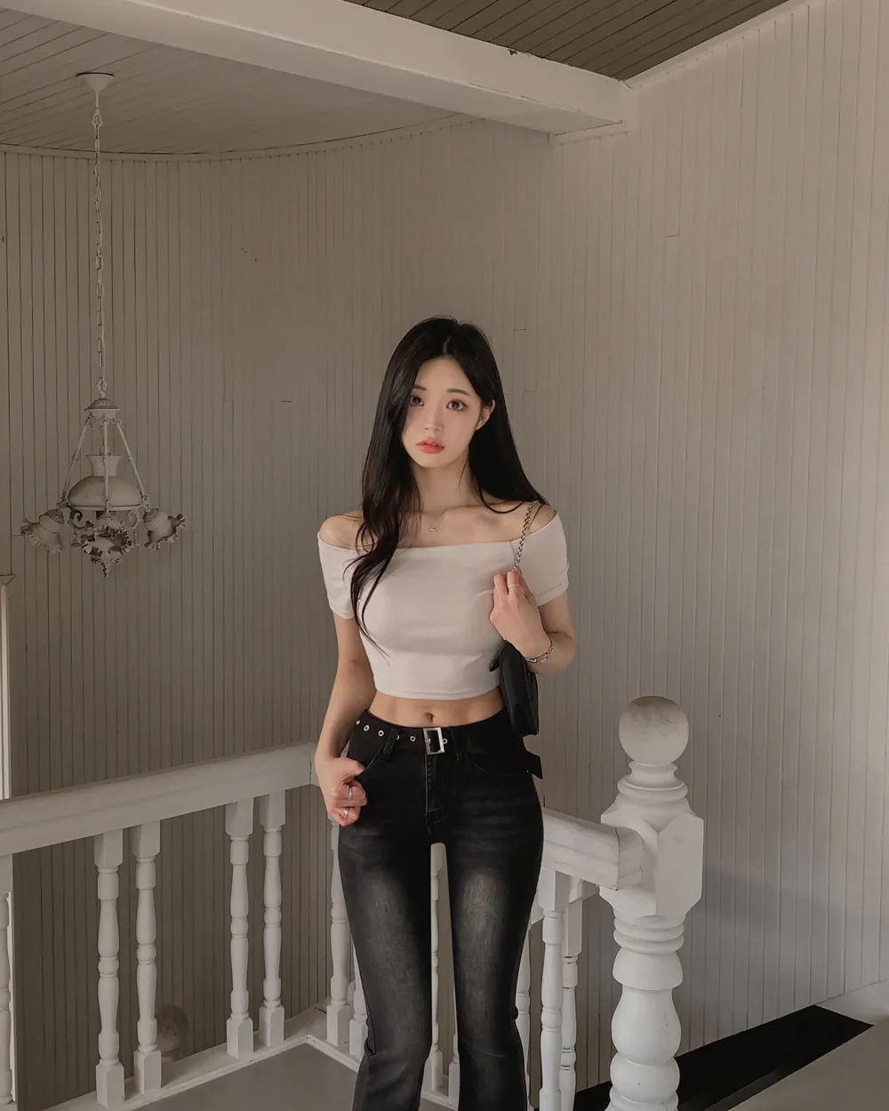 반팔 티셔츠 모델 착용 이미지-S1L18