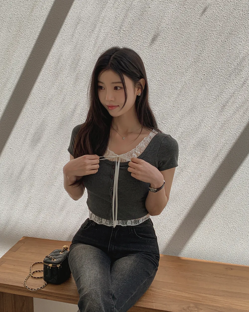 반팔 티셔츠 모델 착용 이미지-S2L41