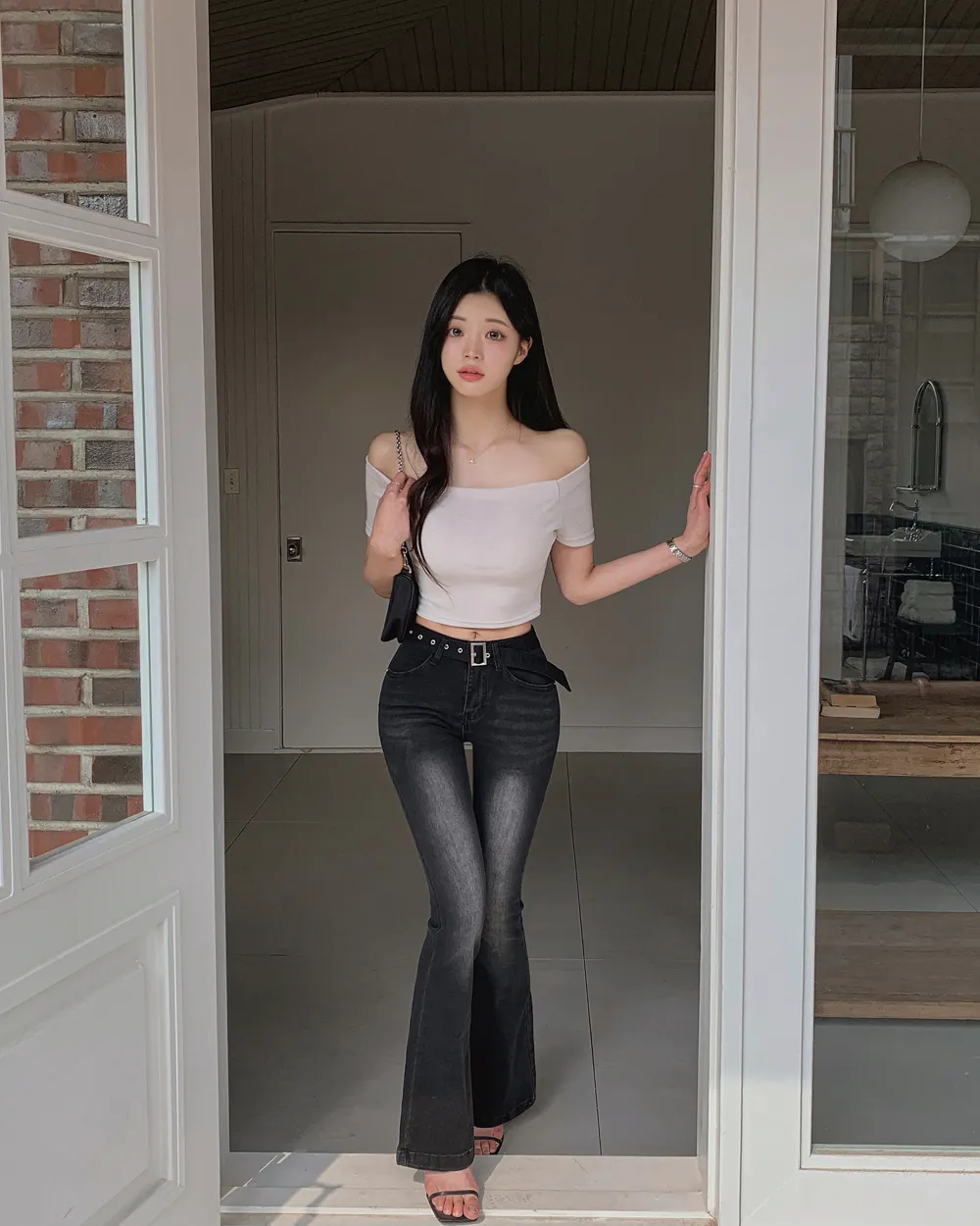바지 모델 착용 이미지-S1L86