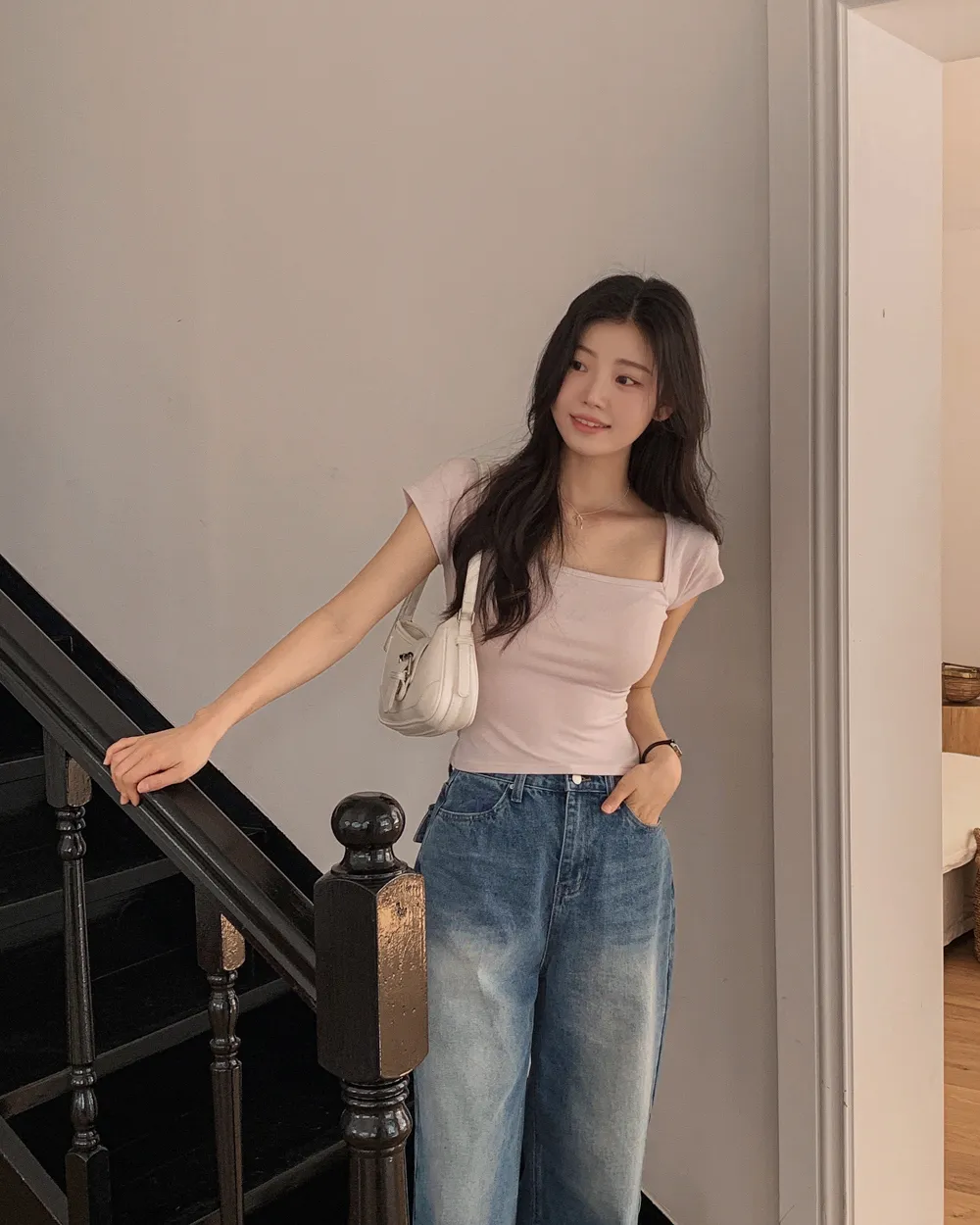 바지 모델 착용 이미지-S1L146