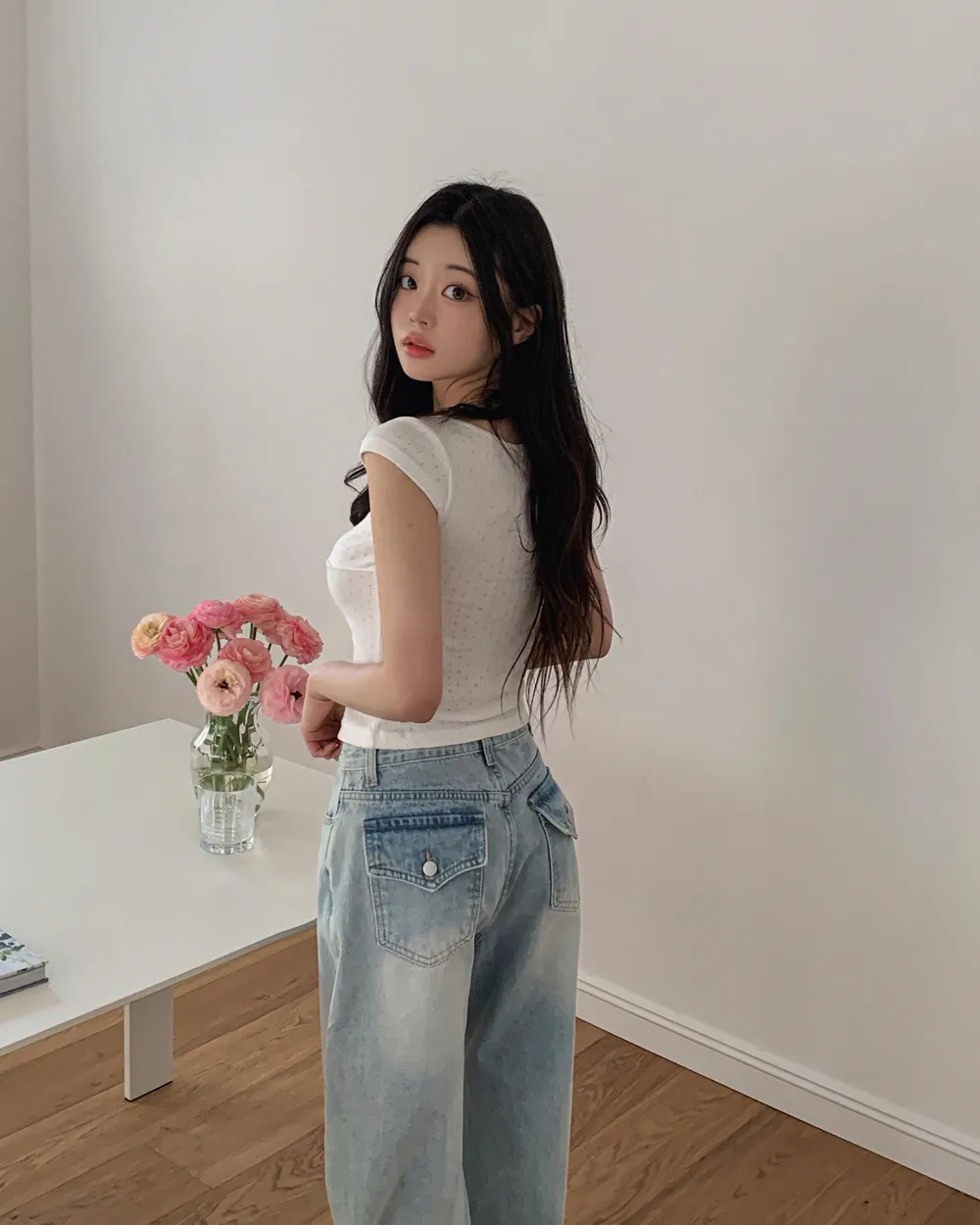 바지 모델 착용 이미지-S1L46