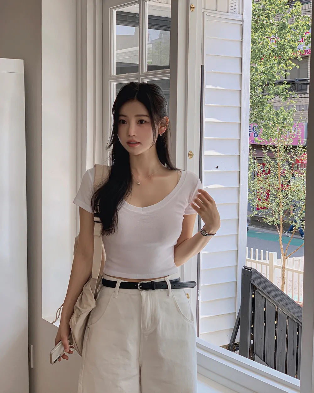 반바지 모델 착용 이미지-S1L69