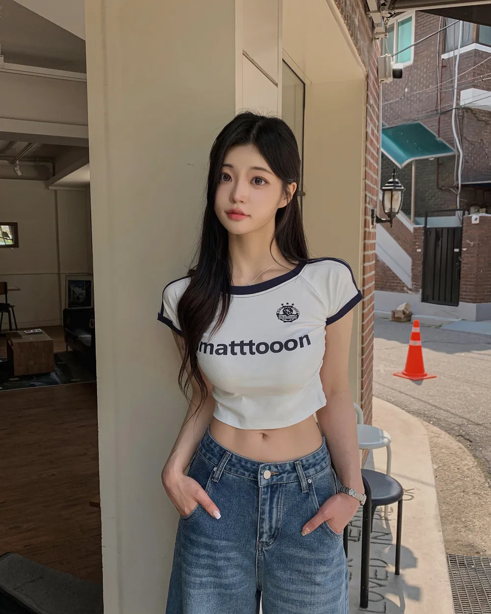 반바지 모델 착용 이미지-S1L28