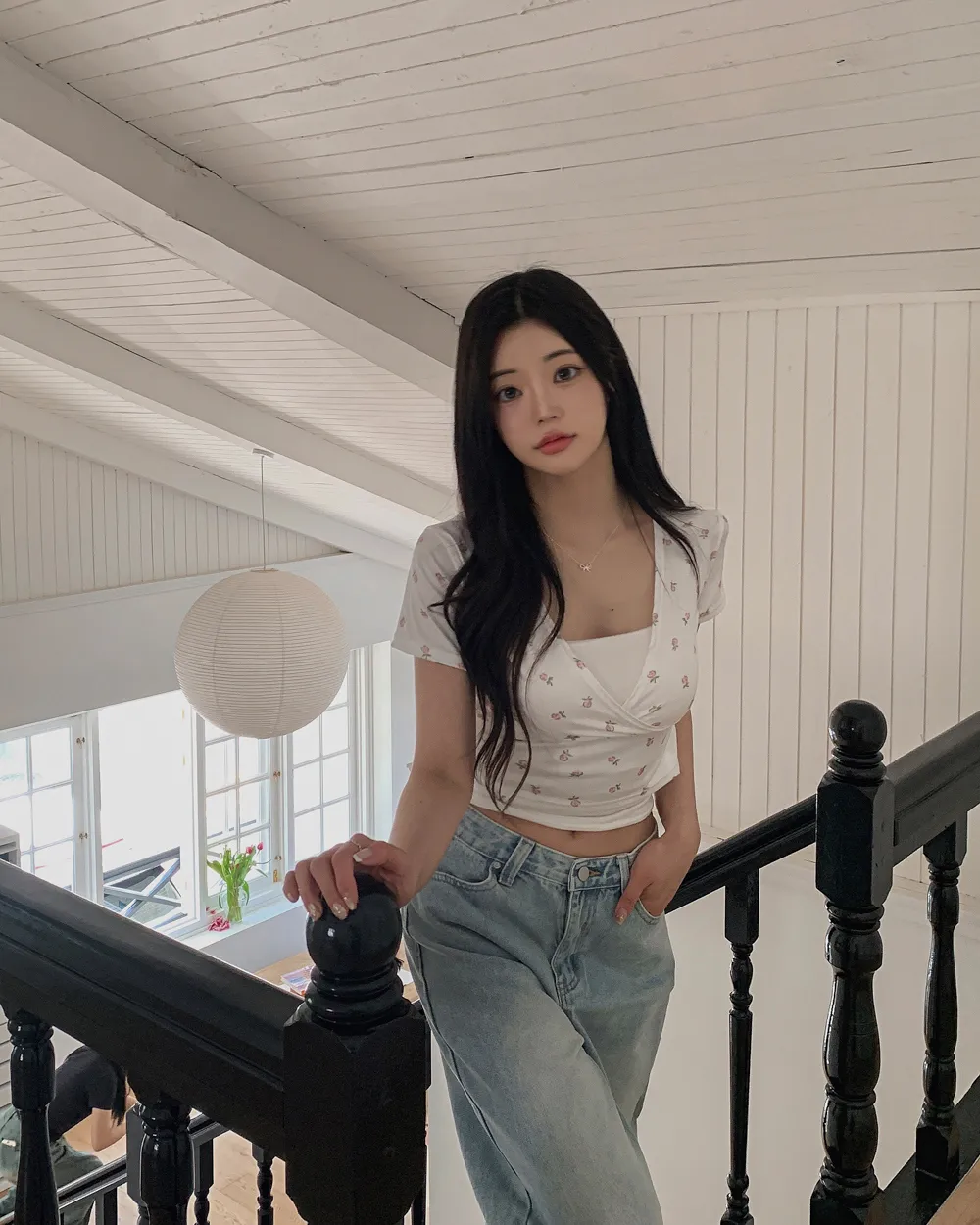 반팔 티셔츠 모델 착용 이미지-S1L46