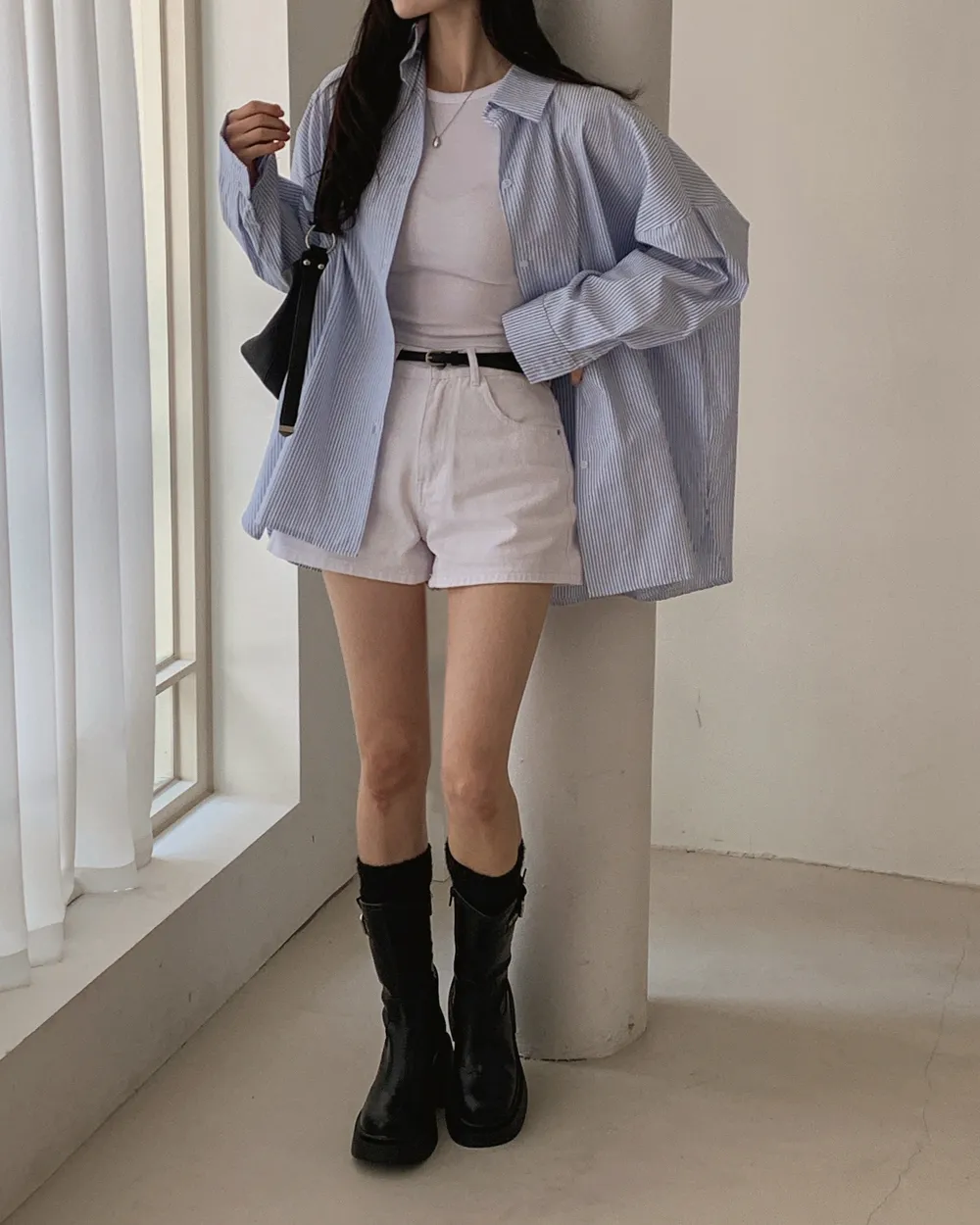 민소매 모델 착용 이미지-S1L36