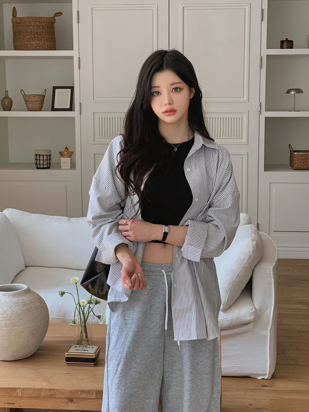 민소매 모델 착용 이미지-S1L63