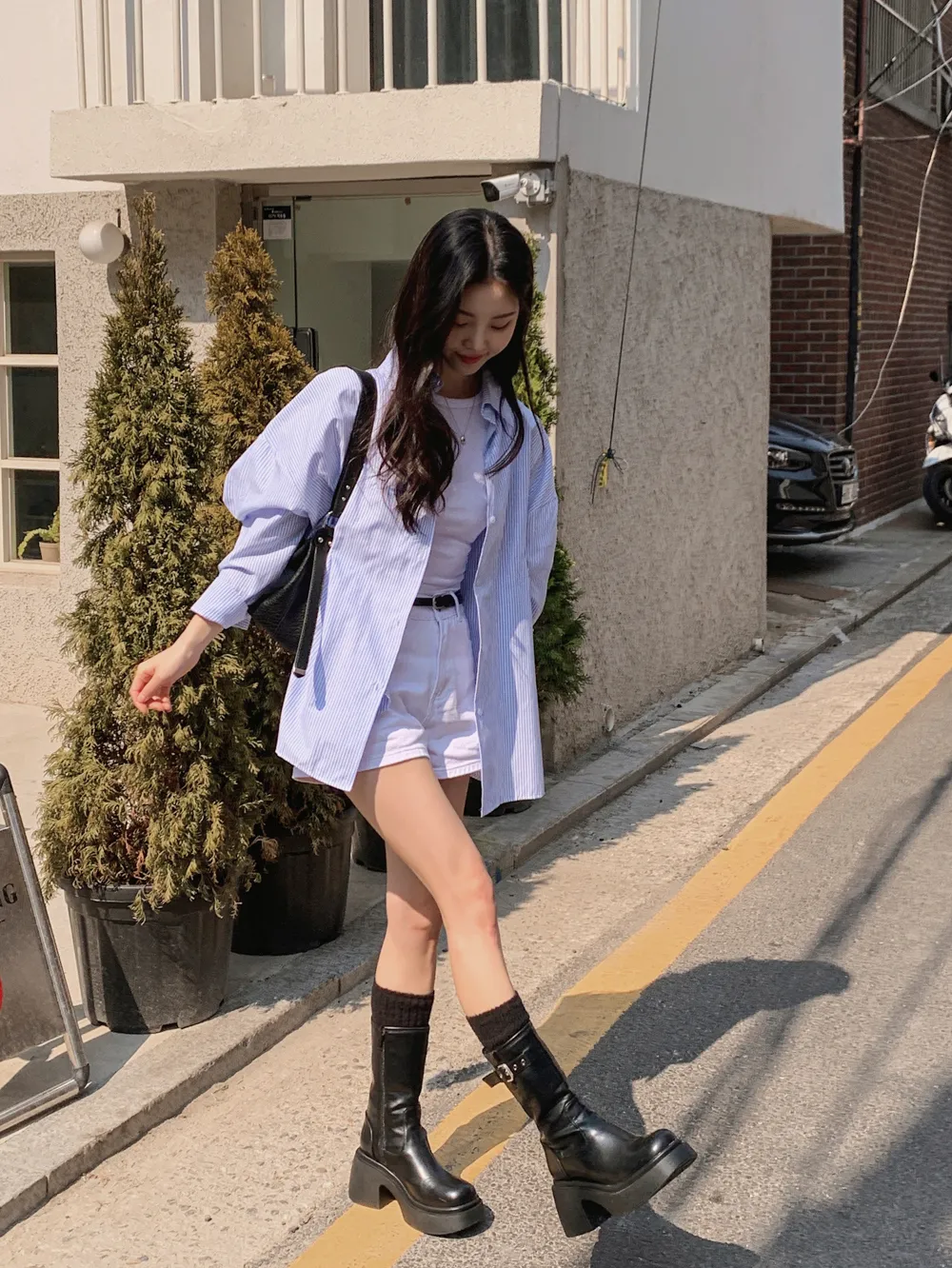 민소매 모델 착용 이미지-S1L46