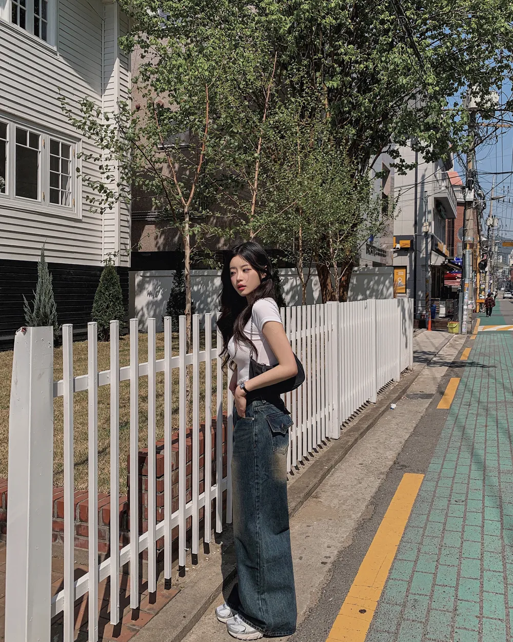 반팔 티셔츠 모델 착용 이미지-S1L36