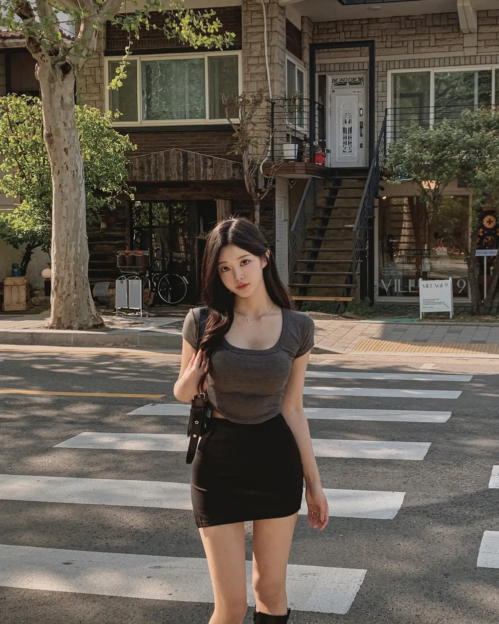 반팔 티셔츠 모델 착용 이미지-S1L95
