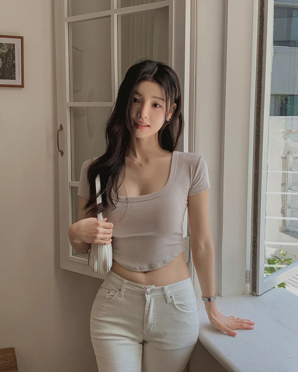 반팔 티셔츠 모델 착용 이미지-S1L73