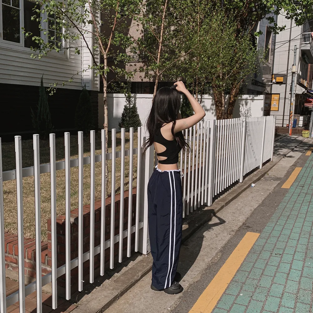 바지 모델 착용 이미지-S2L37