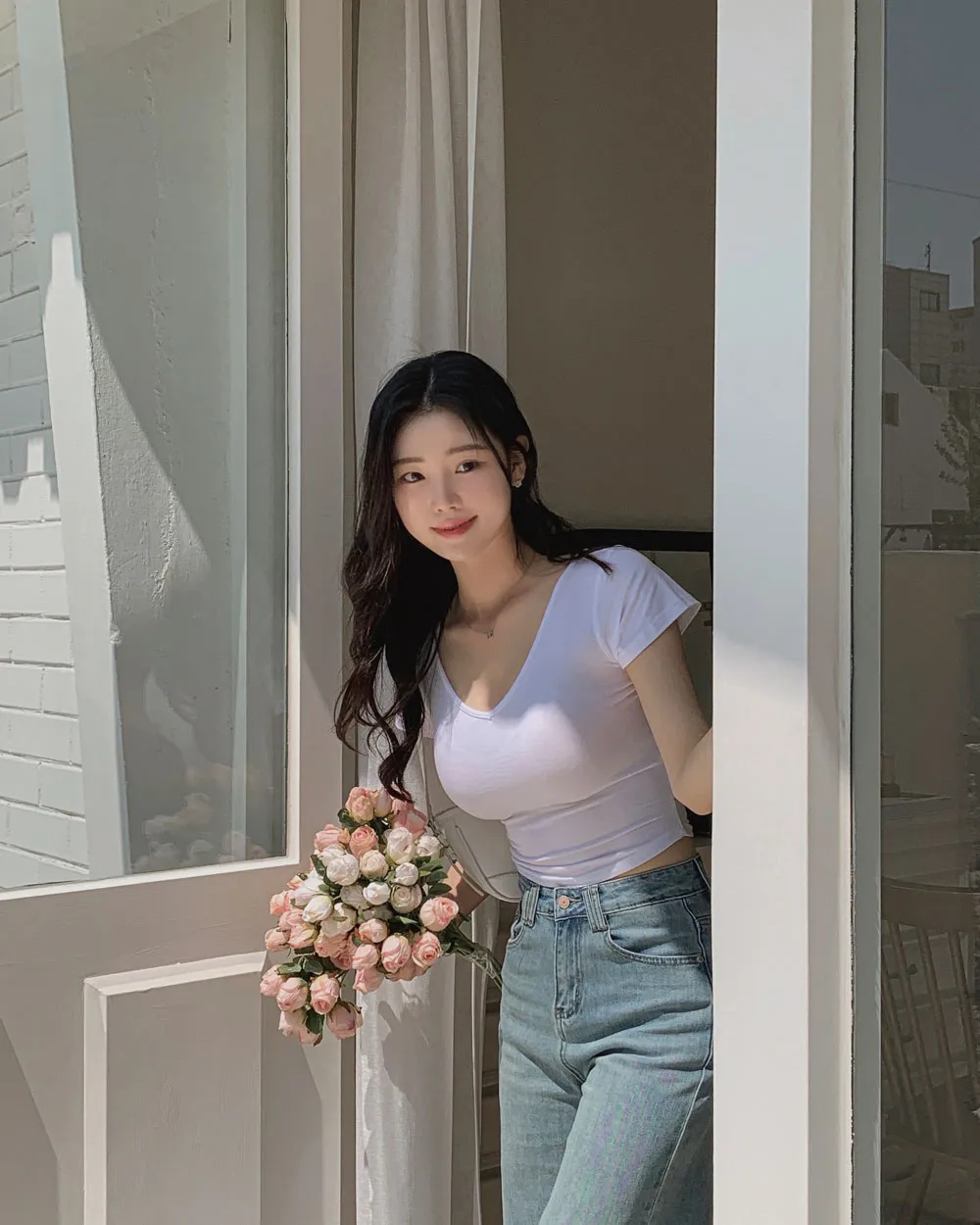 바지 모델 착용 이미지-S1L65