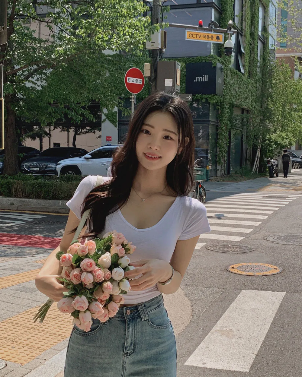 바지 모델 착용 이미지-S1L79