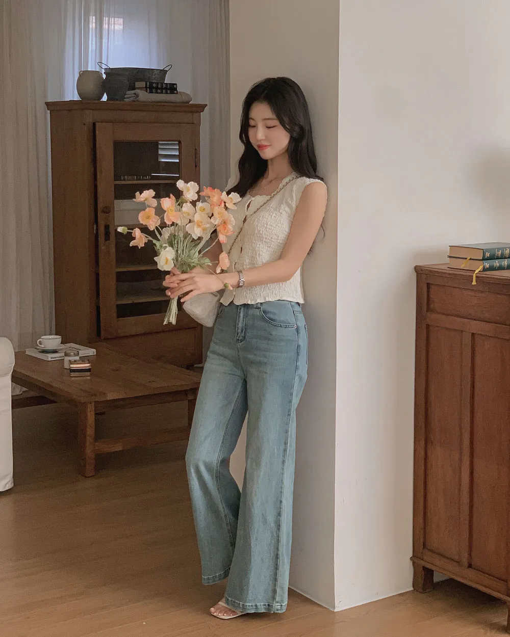 바지 모델 착용 이미지-S1L89