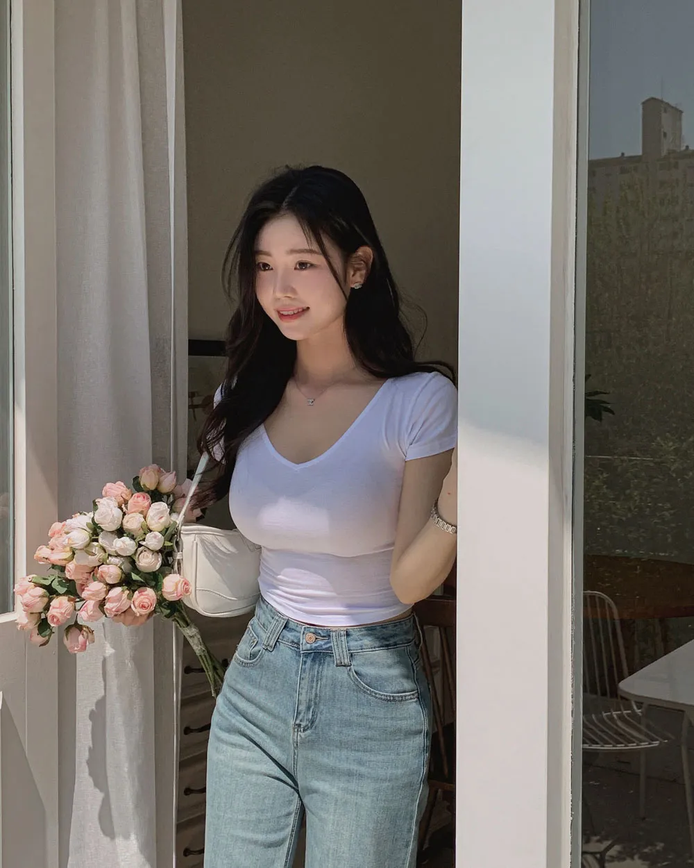 바지 모델 착용 이미지-S1L70