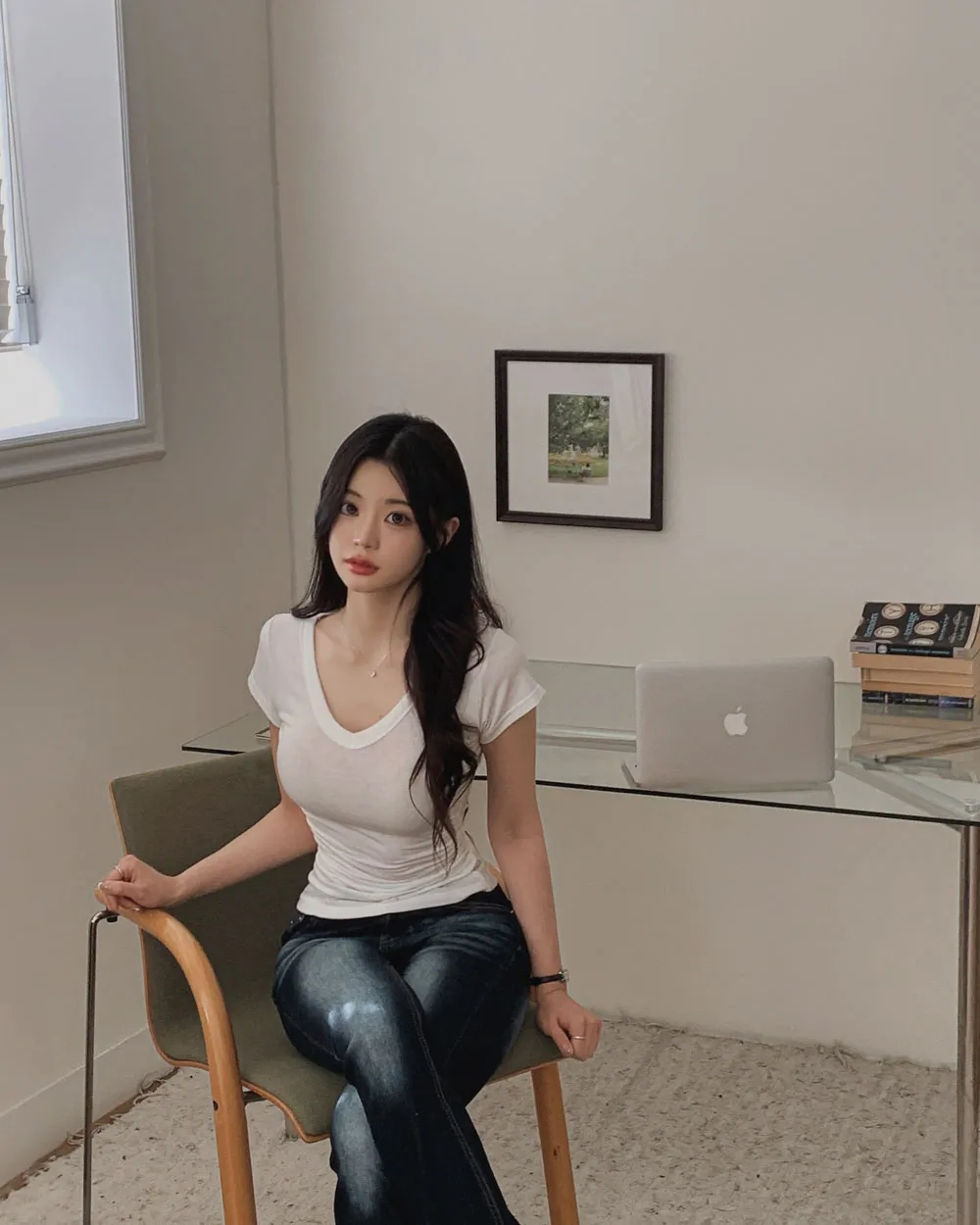 바지 모델 착용 이미지-S1L89