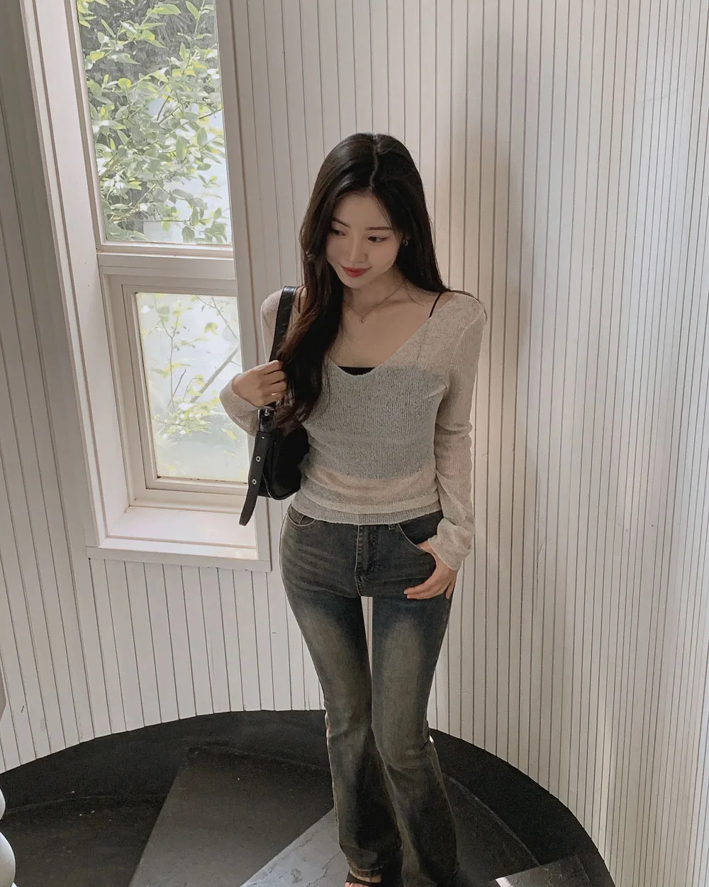 긴팔 티셔츠 모델 착용 이미지-S1L101