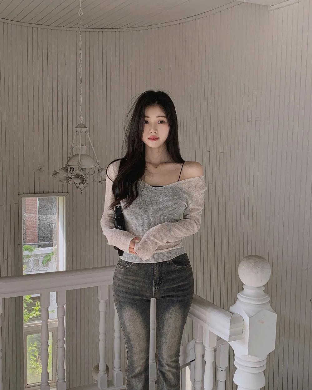 긴팔 티셔츠 모델 착용 이미지-S1L90