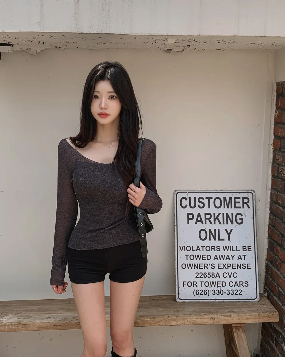 긴팔 티셔츠 모델 착용 이미지-S1L30