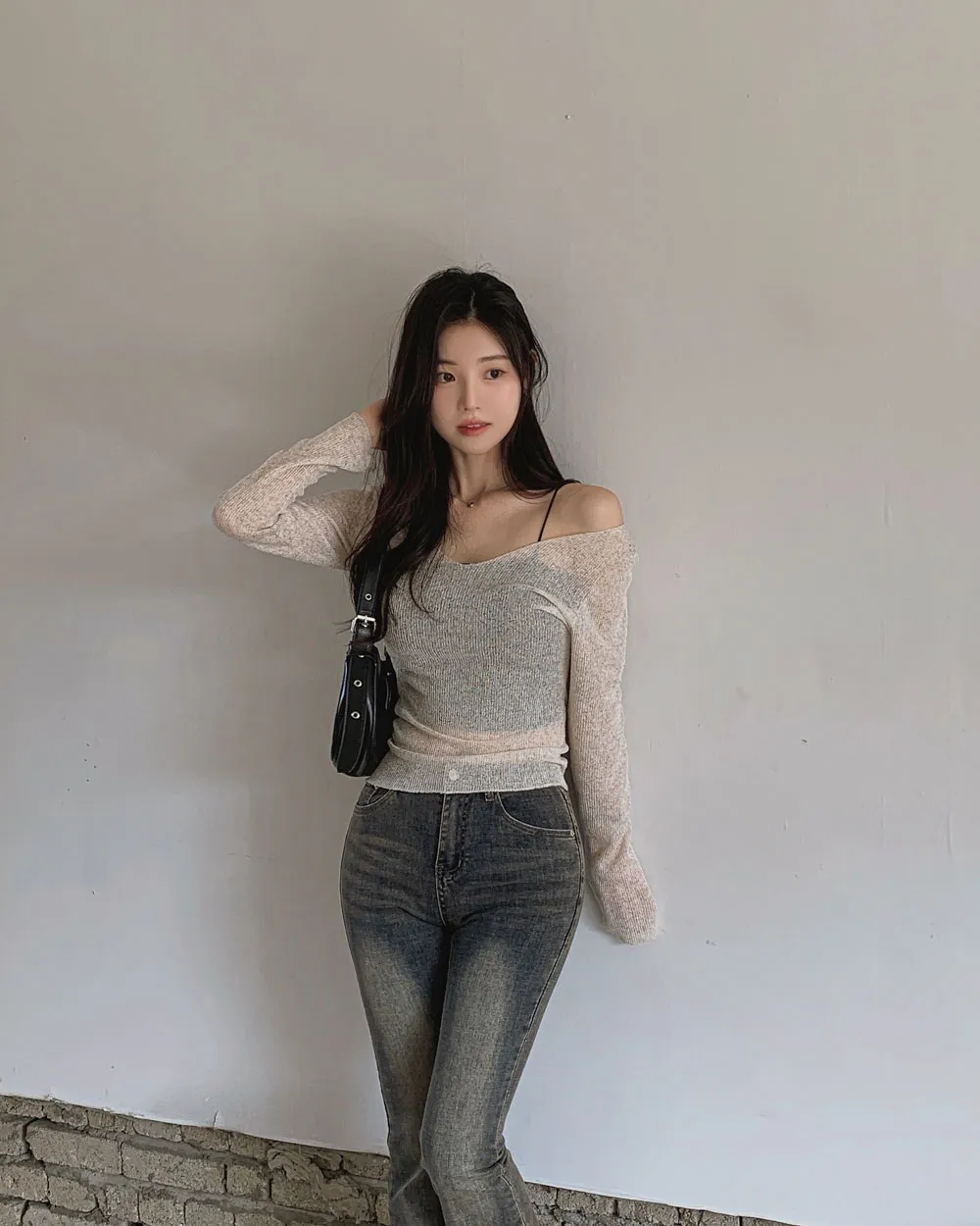 긴팔 티셔츠 모델 착용 이미지-S1L94