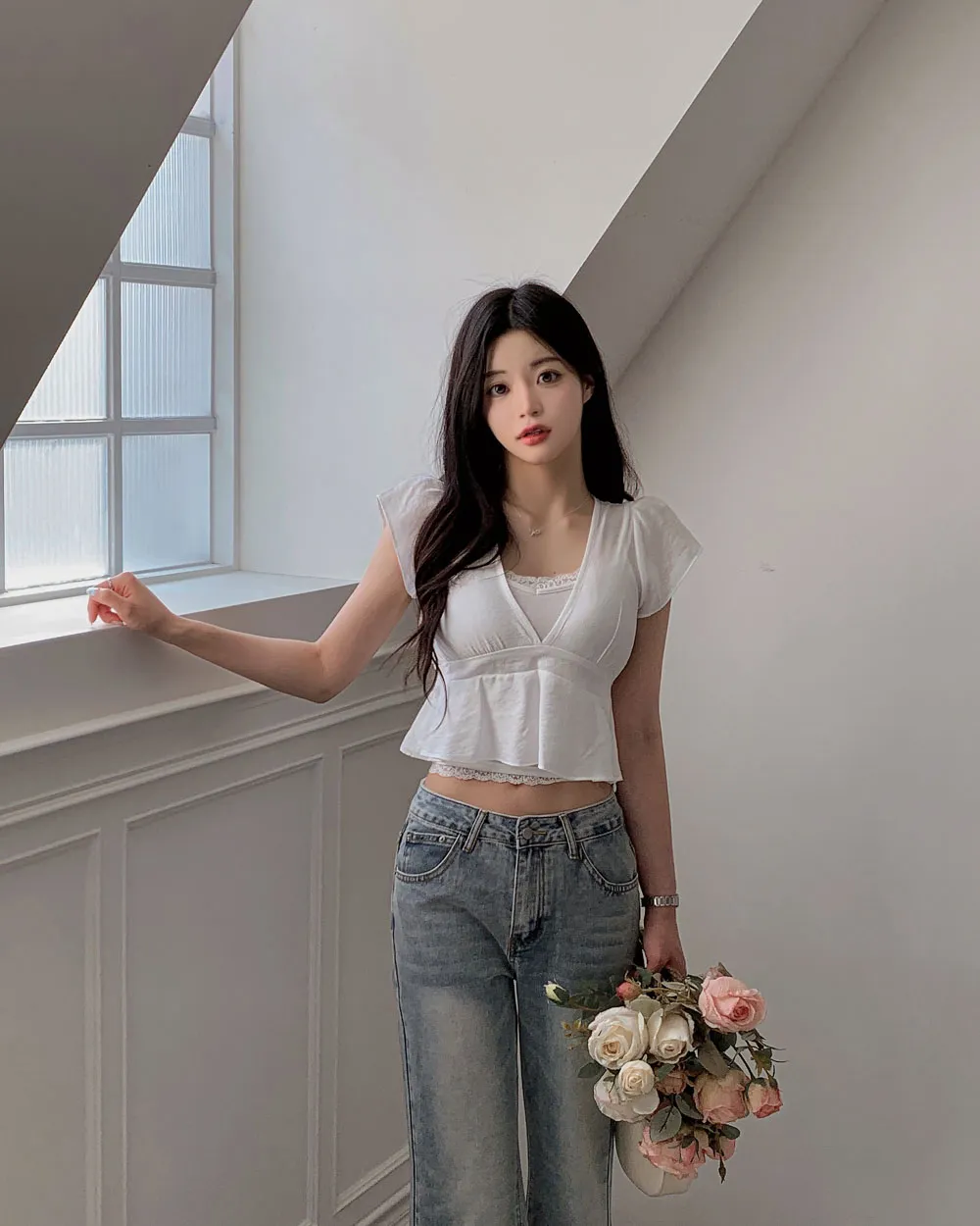 반팔 티셔츠 모델 착용 이미지-S1L34