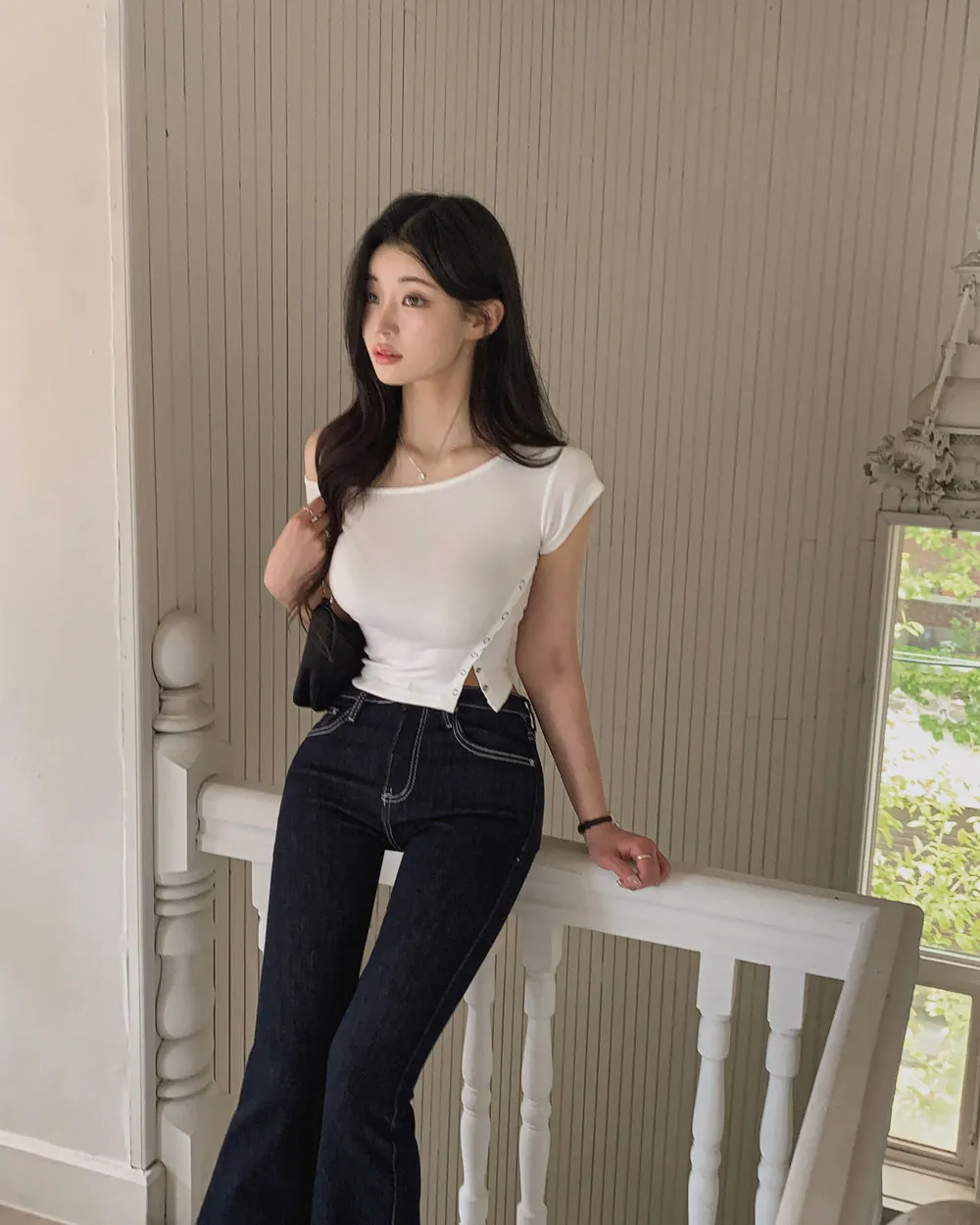 반팔 티셔츠 모델 착용 이미지-S1L53
