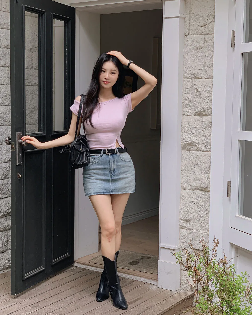 반팔 티셔츠 모델 착용 이미지-S1L66