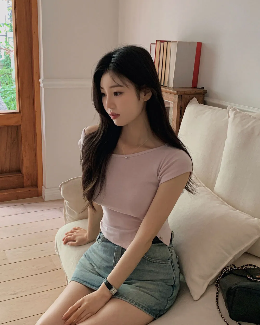 반팔 티셔츠 모델 착용 이미지-S1L73