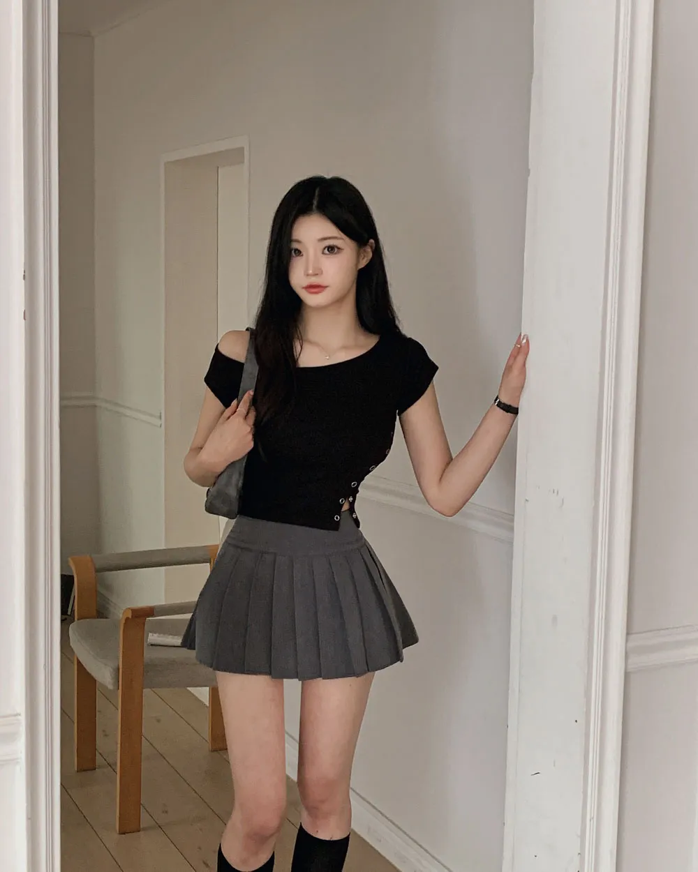 반팔 티셔츠 모델 착용 이미지-S1L24