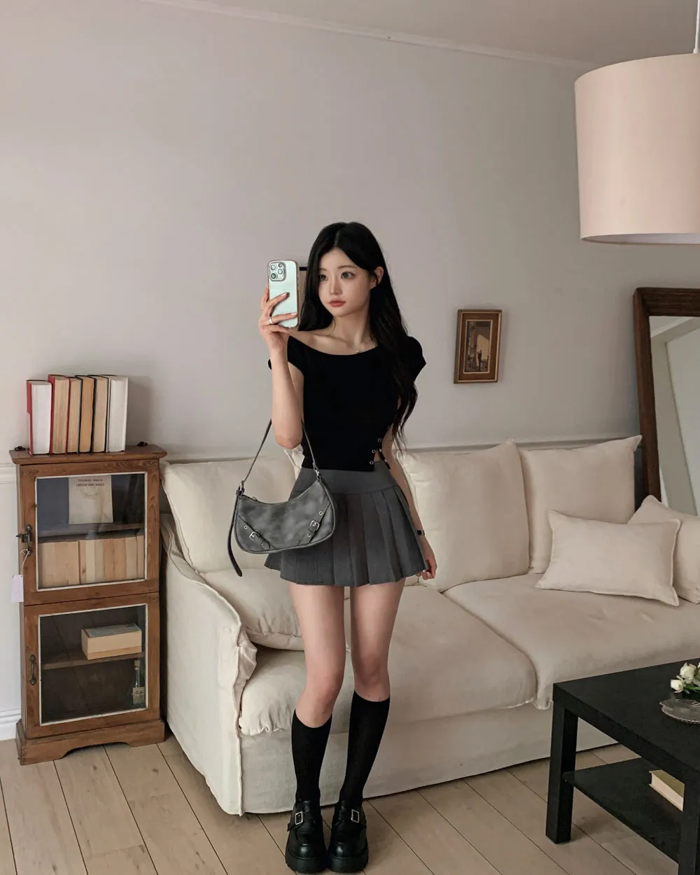 반팔 티셔츠 모델 착용 이미지-S1L36