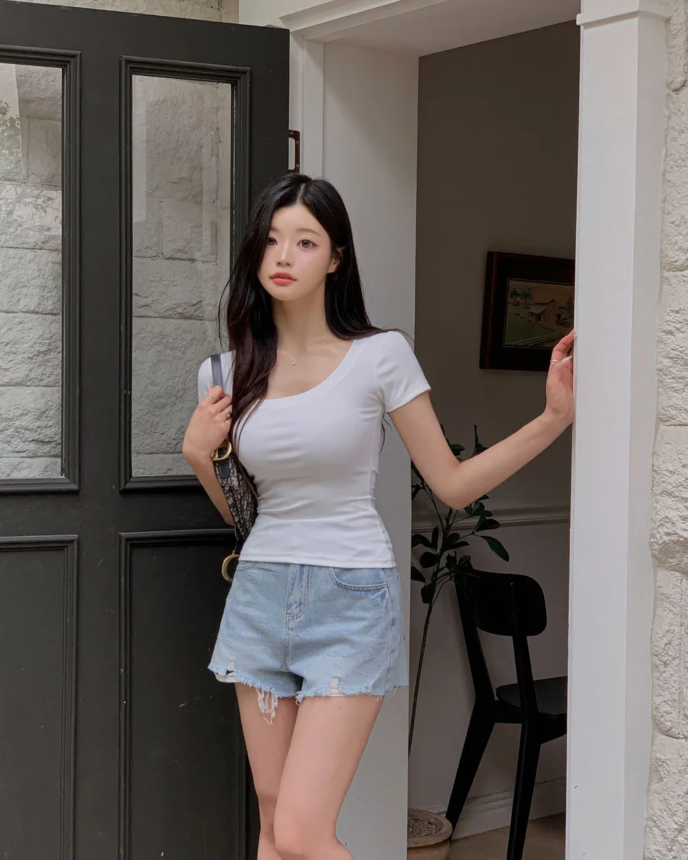 반팔 티셔츠 모델 착용 이미지-S1L55